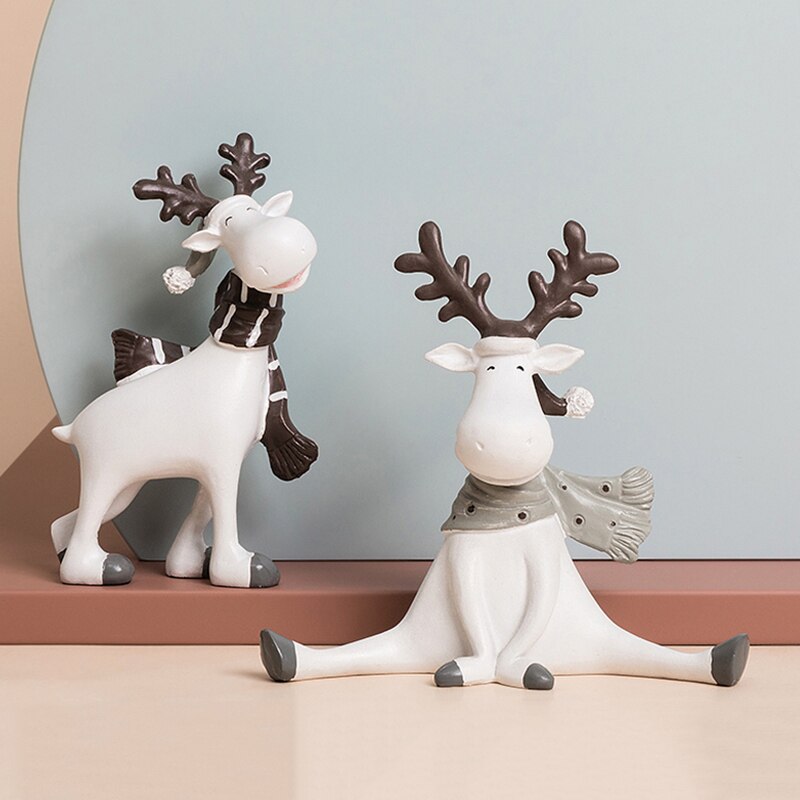 Christmas Reindeer Décor Statues