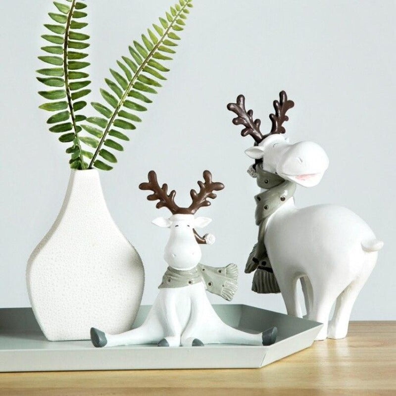 Christmas Reindeer Décor Statues