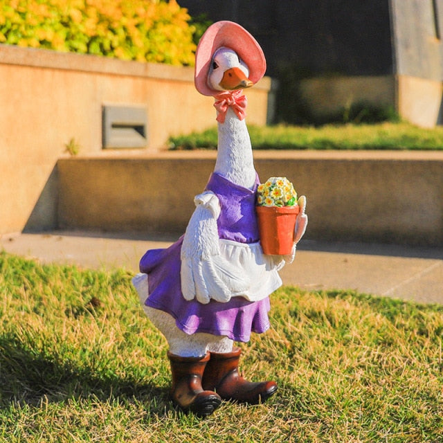 Farmer Duck Garden Statue - GlamTron