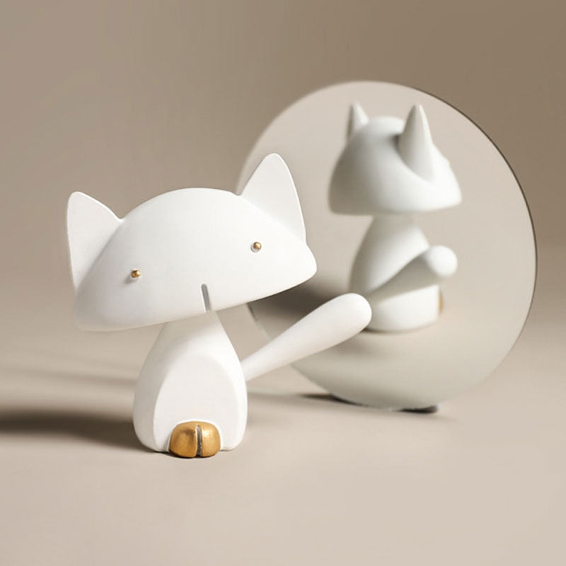 Travi Cat Figurines - GlamTron